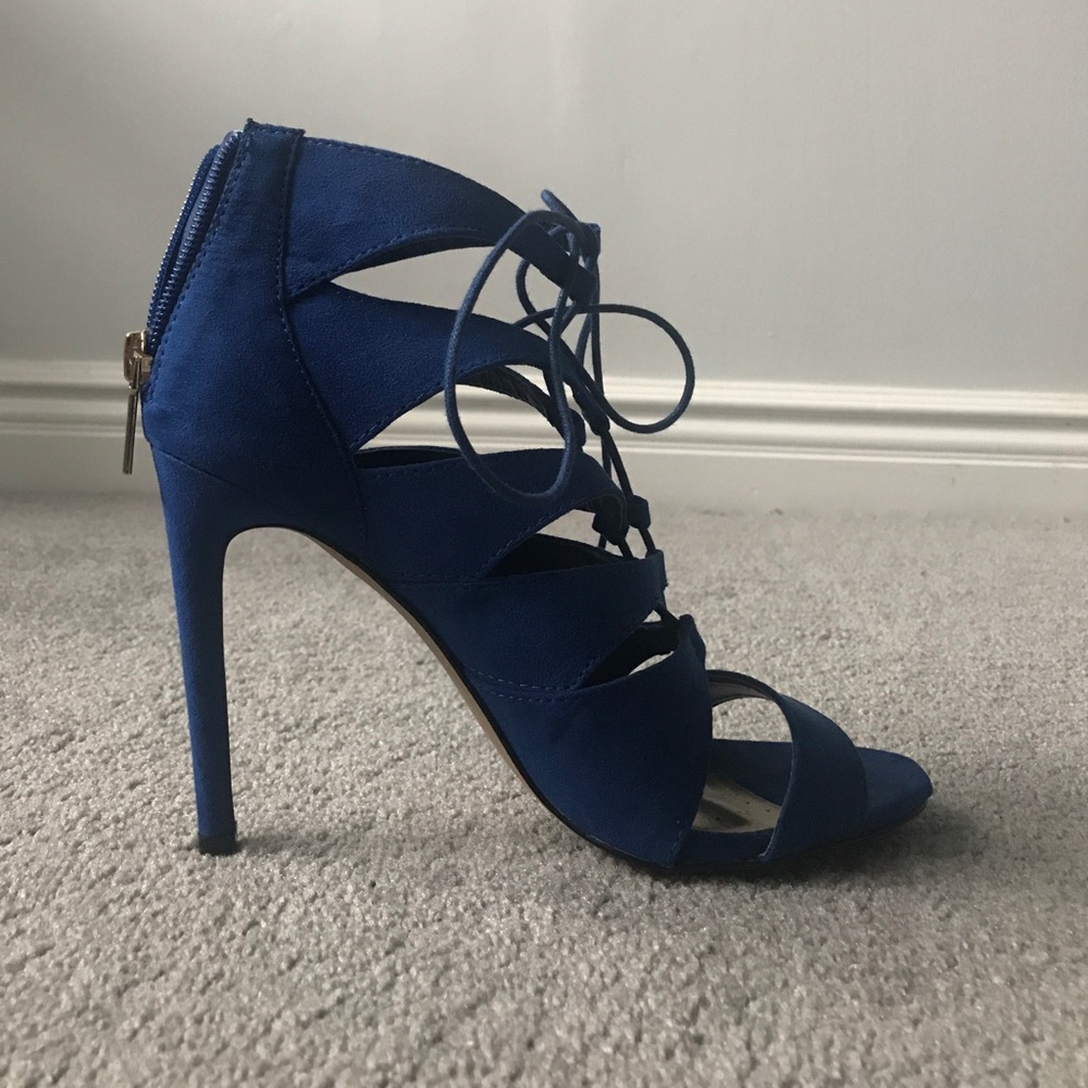 Steve Madden Royal Blue Lace Up Sandals! Size 8.5! - Picture 2 of 4