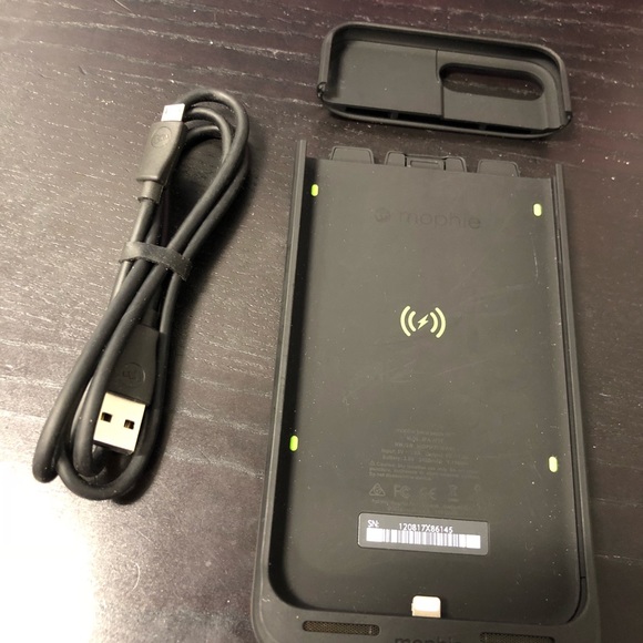 Mophie Juice Pack air 2420mAh iPhone 7 & 8 Plus - Picture 3 of 4