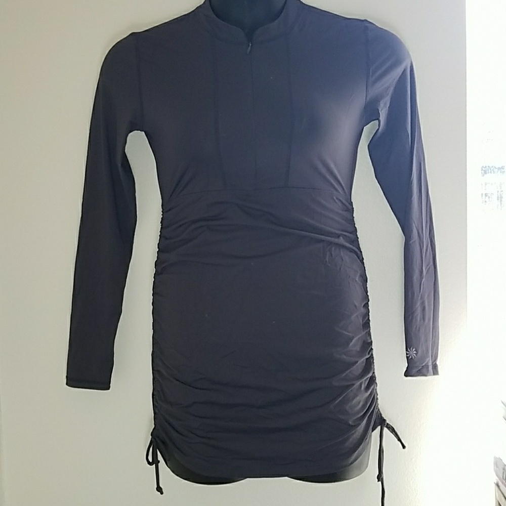Athleta Sports Shirt