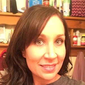 Meet your Posher, Steph