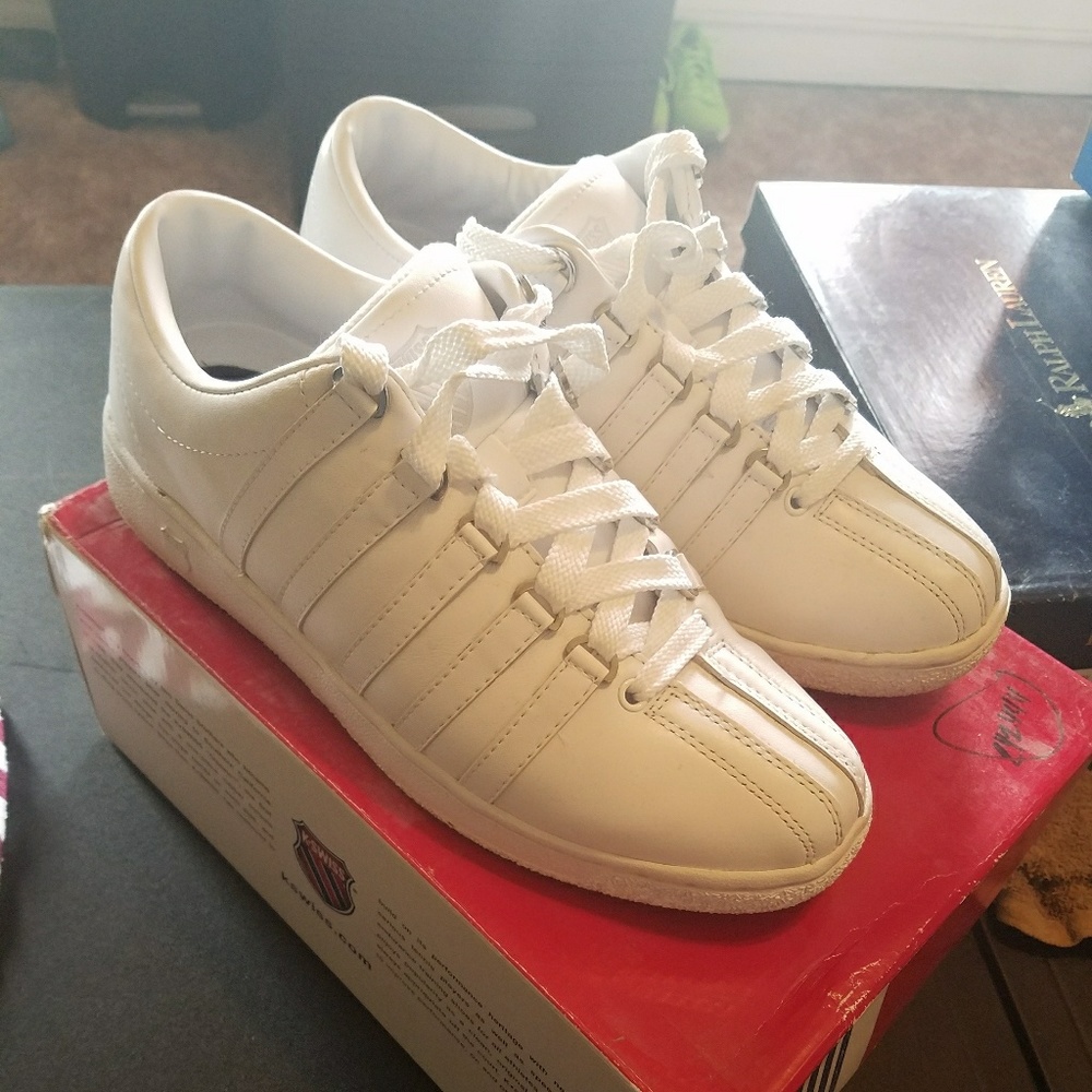 K Swiss