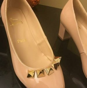 Christian Loubatin square pyramidame shoes