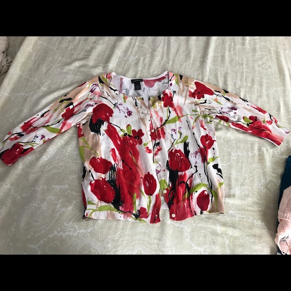 Lane Bryant 14/16 plus cardigan Floral red - Picture 2 of 4