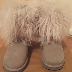 Uggs with fur. Size 9
