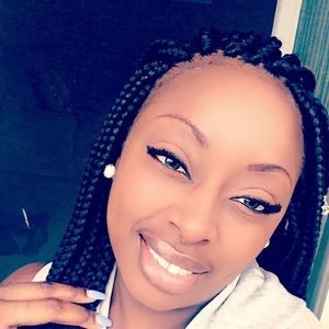 Meet your Posher, Dorcas