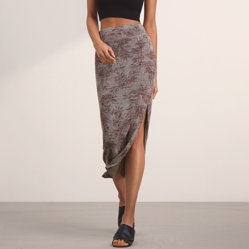 aritzia x wilfred free • shields skirt
