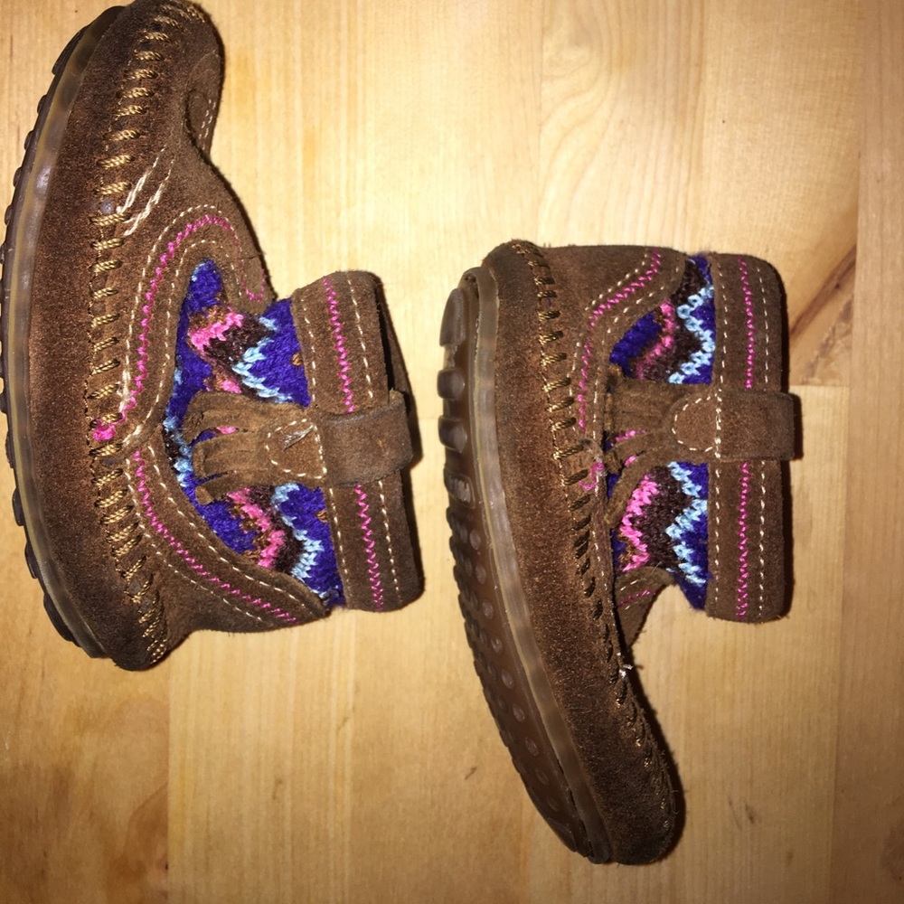 Minnetonka Baby Girl Used