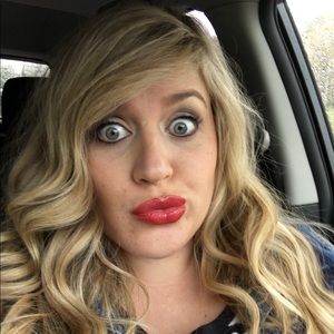 Meet your Posher, Katherine