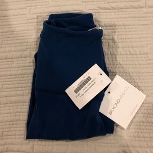 NWT Beyond Yoga full length high rise tight
