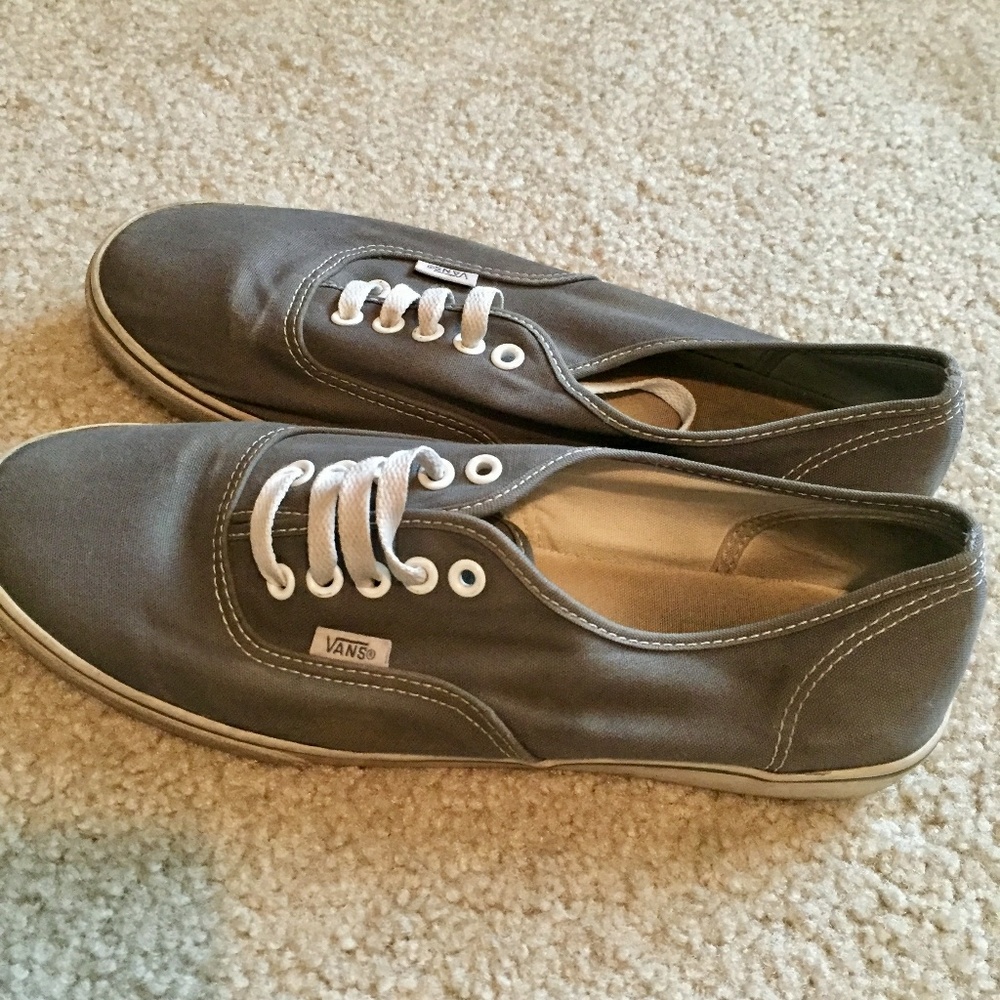 Vans Authentic Lo Pro Sneaker