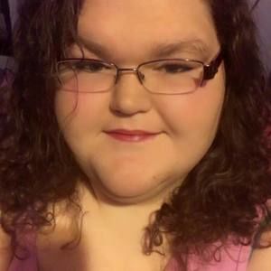 Meet your Posher, Caitlin