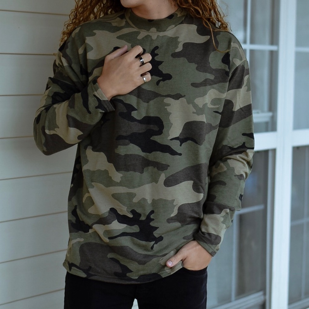 PacSun Camo Sweatshirt