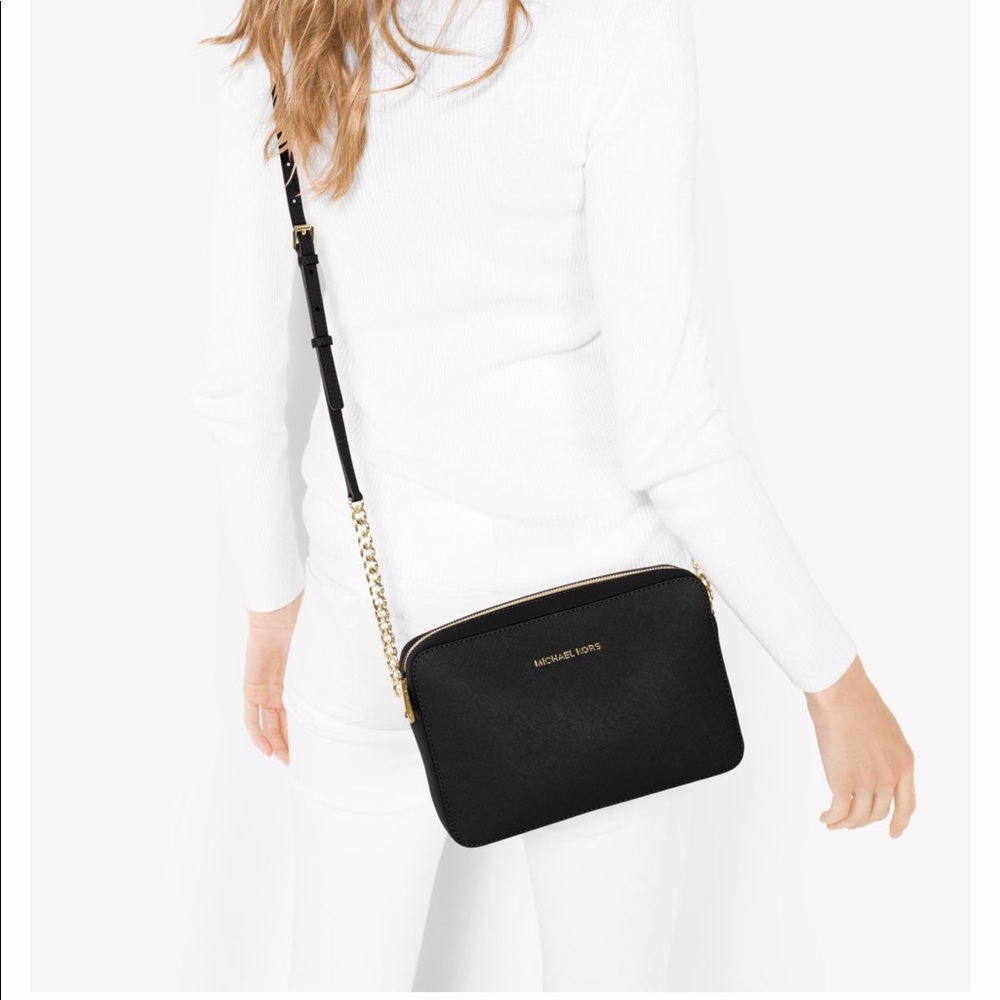 Michael Kors Jet Set Crossbody - Picture 3 of 3