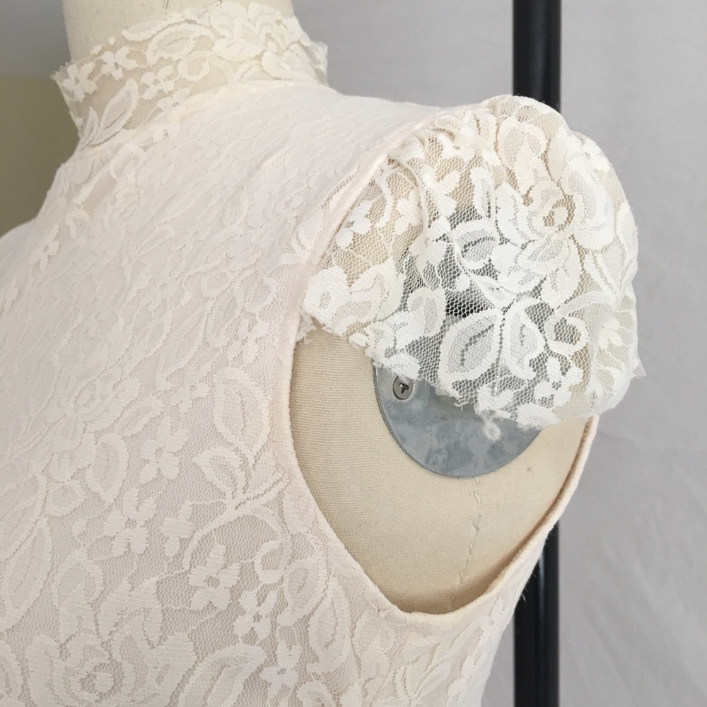 Laundry by Shelli Segal Lace Blouse - Size Small