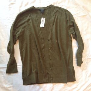 MOVING SALE NWT Ann Taylor olive cardigan