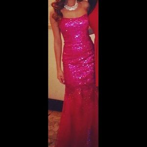 Cinderella Divine Fuchsia Pink Formal Dress Size 4