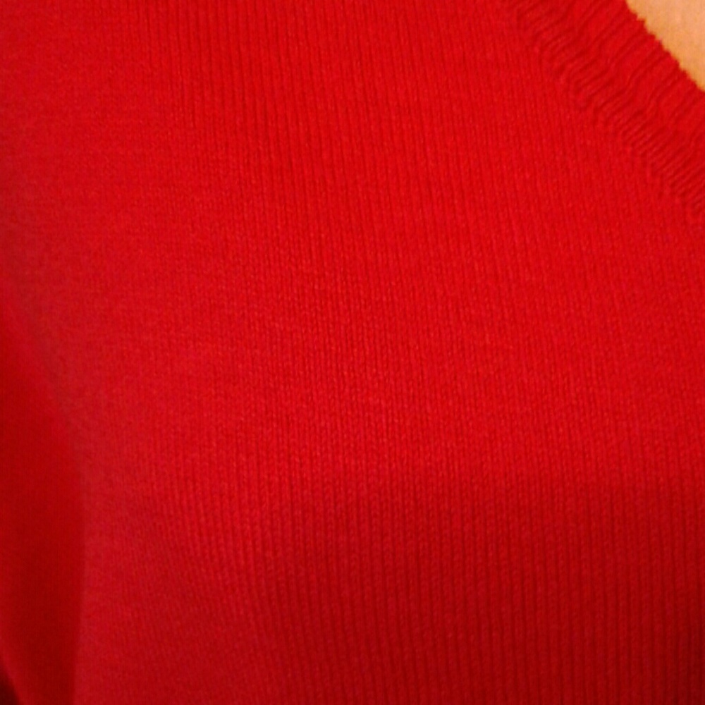 Vee neck top - Picture 3 of 4