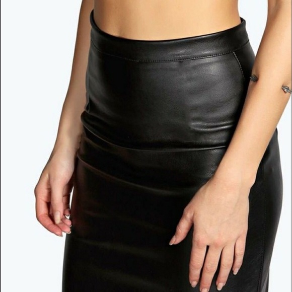LAST ONE! Faux Leather Pencil Skirt - Picture 2 of 2