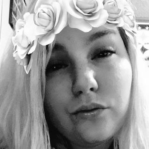 Meet your Posher, Lily