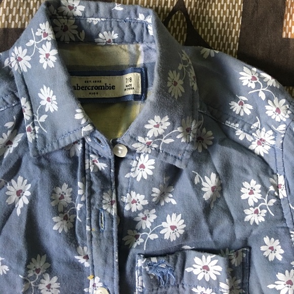 Abercrombie - Picture 2 of 2