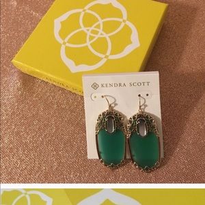 Kendra Scott Maui earrings