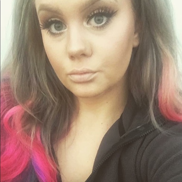 Meet your posher, Savannah! - Picture 4 of 6