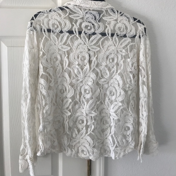 White Lace Rails Button Up - Picture 2 of 3