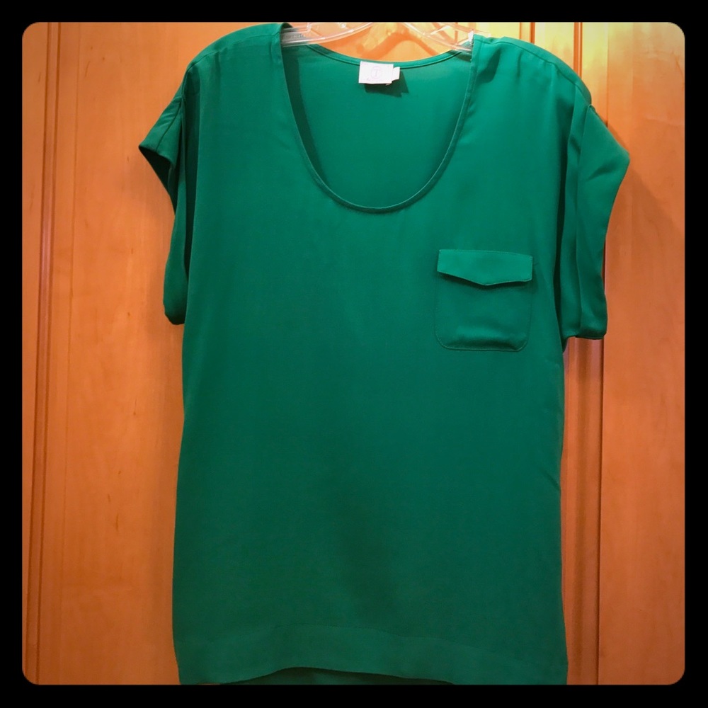 Emerald green silk pocket T blouse w/folded sleeve