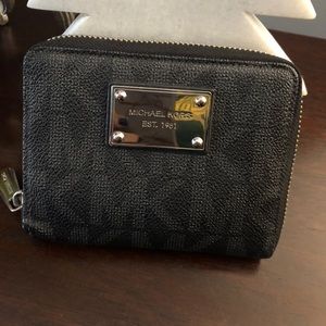 MK wallet