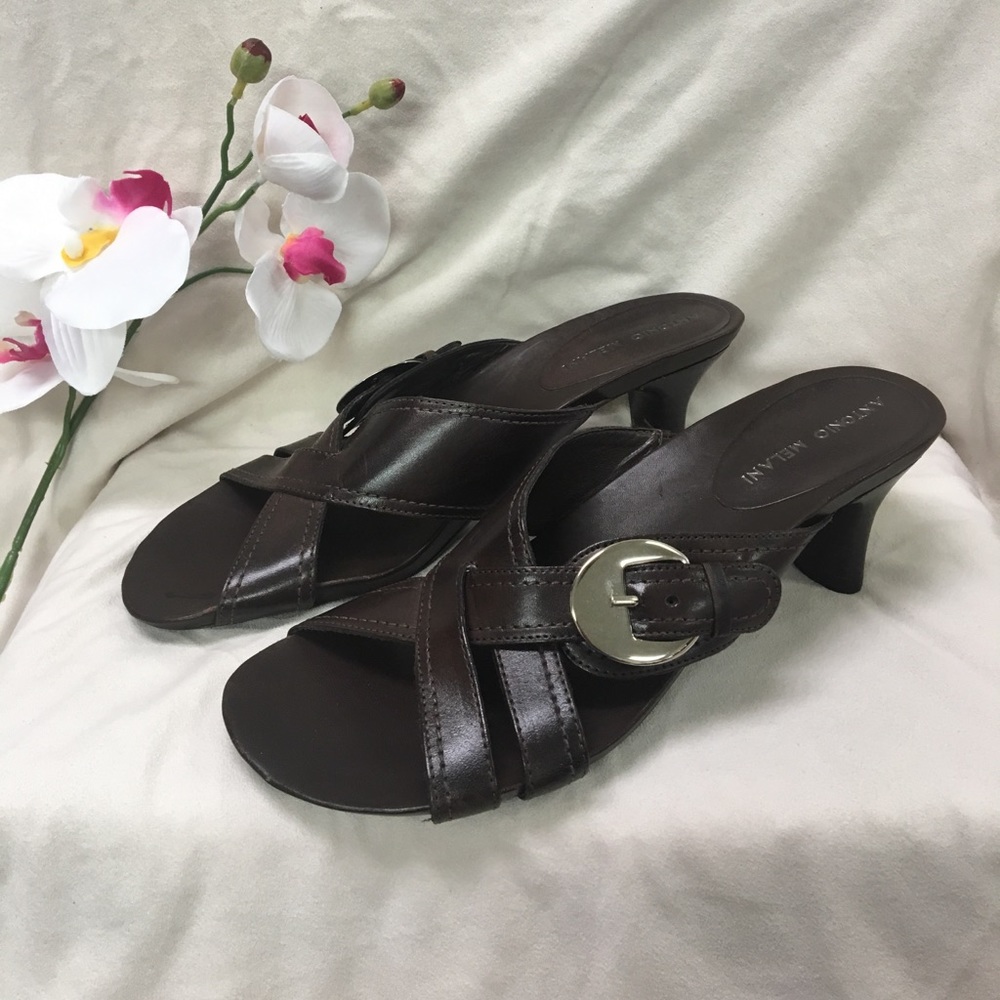 💕Antonio Melani Brown Sandals NWOT