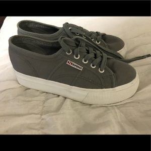 Plat form Superga shoes