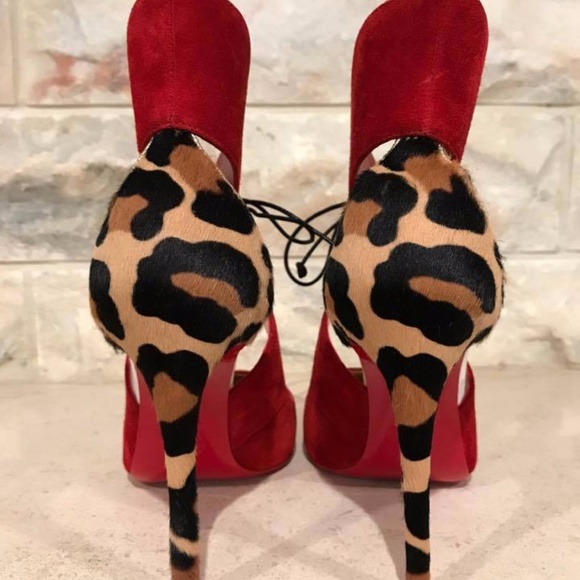 Louboutin Ferme Rouge Heels - Picture 5 of 6