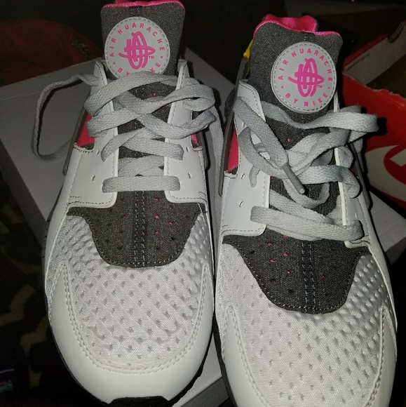 Nike Air Max Huarache SE