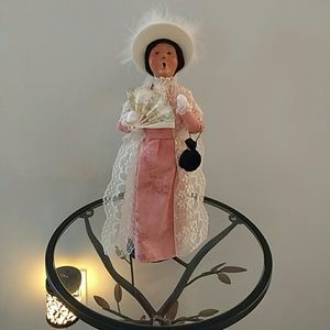 Byers' Choice Caroler