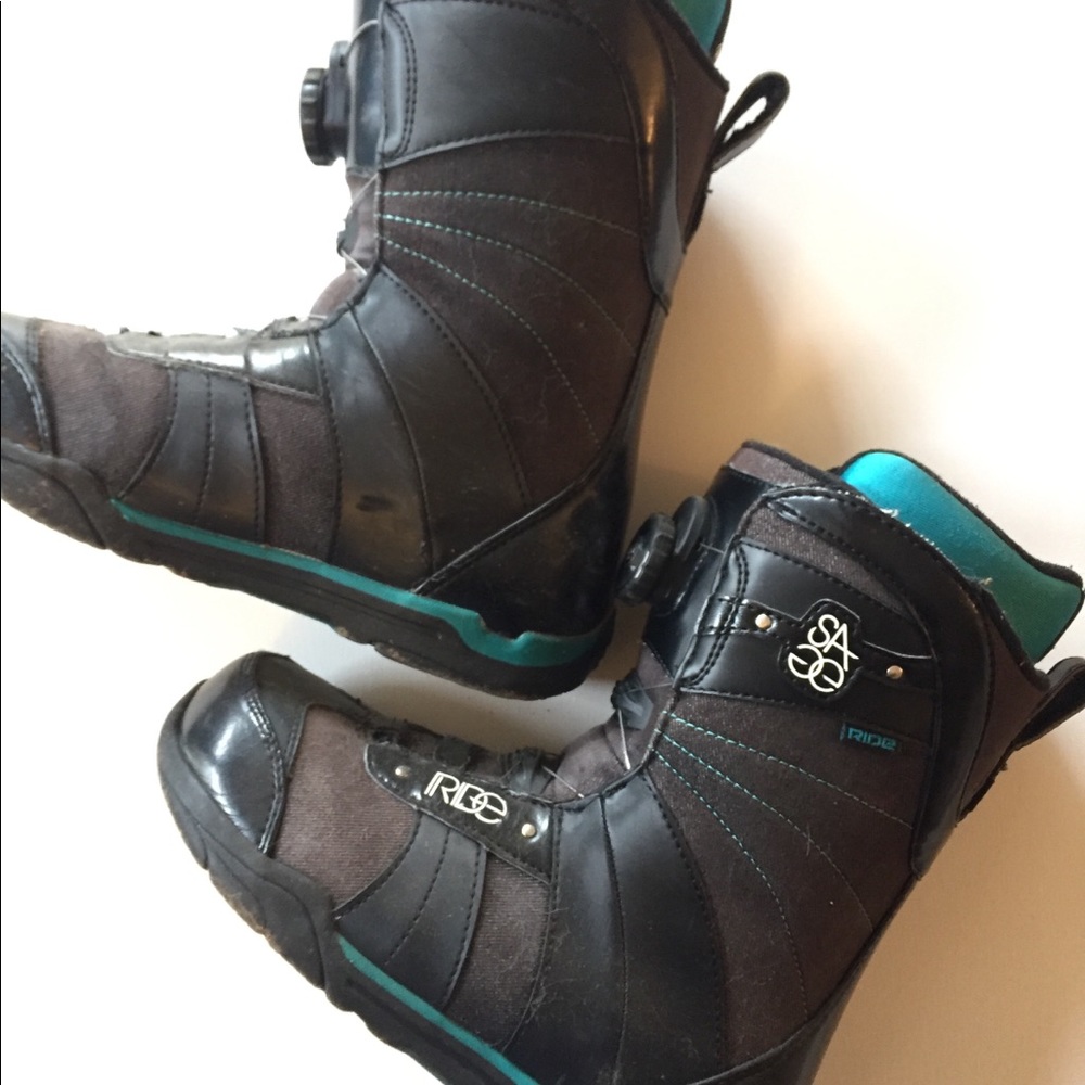 SOLD   RIde Women’s Snowboard Boots