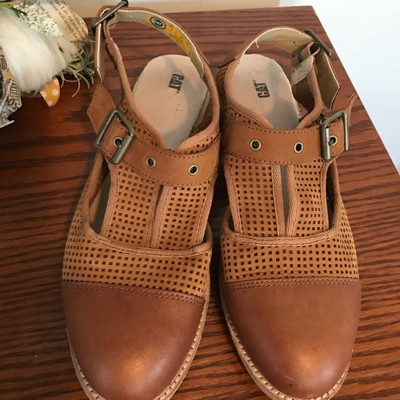 caterpillar shoes size