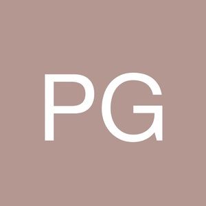 Meet your Posher, Paola