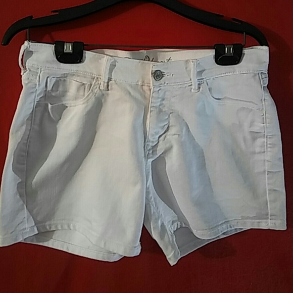 Old Navy Sweetheart womens shorts white size 6 - Picture 1 of 8