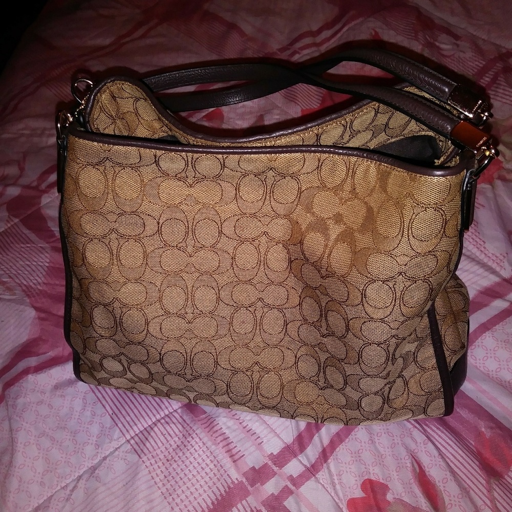 Coach Handbag - Picture 4 of 4