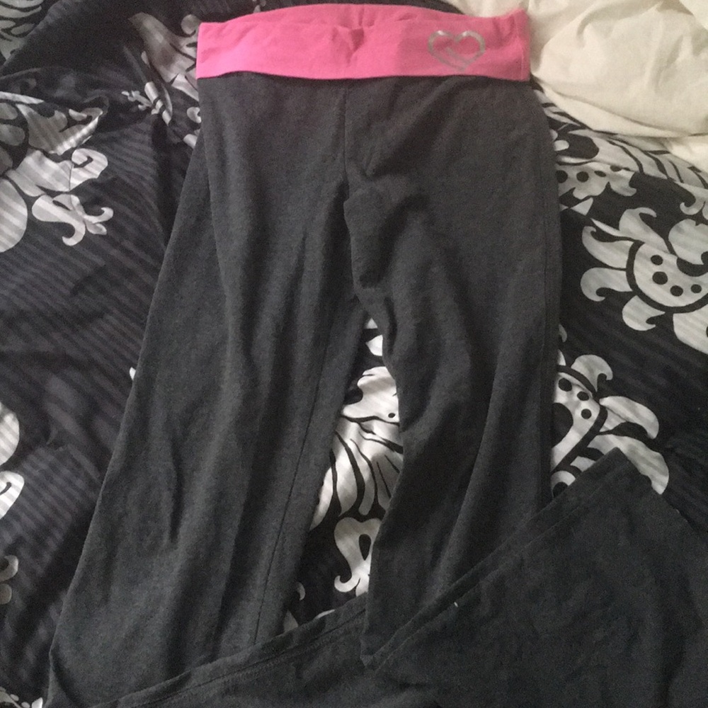 Gray yoga pants size M