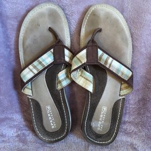 Sperry Top-Sider flip flops