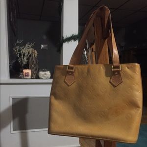 AUTHENTIC Louis Vuitton Vernis Houston tote