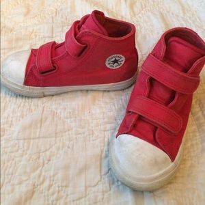 ✨ Red Veclro Chucks