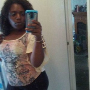 Meet your Posher, Brittany