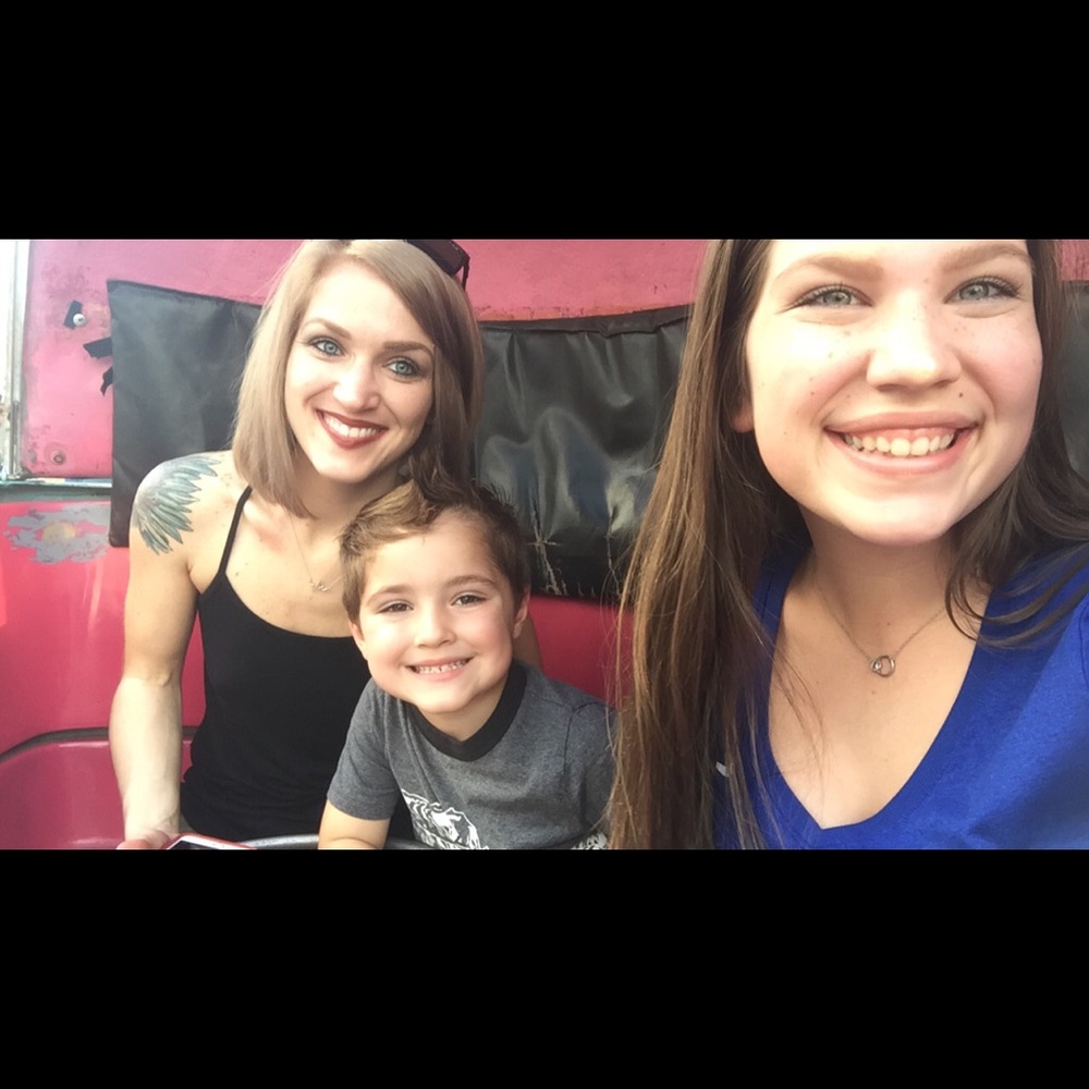 Meet your Posher, Taylor