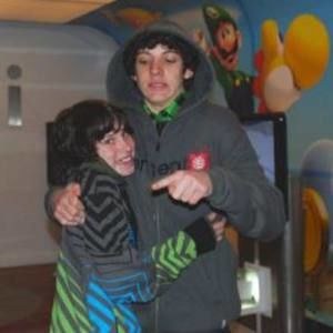 Meet your Posher, Hunter