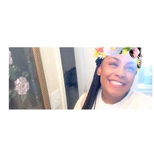 Meet your Posher, Amaris