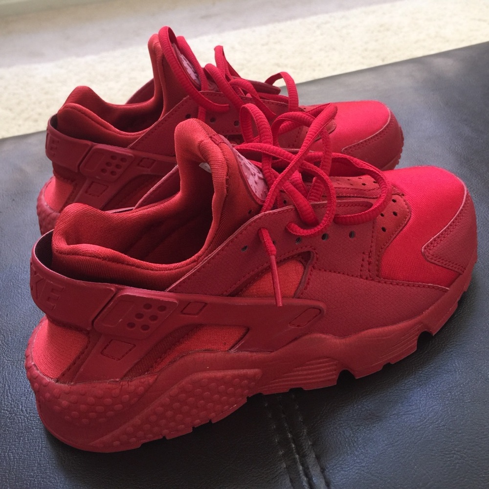 Huarache red