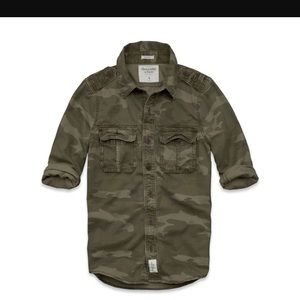 Abercrombie & Fitch Men’s Button Up