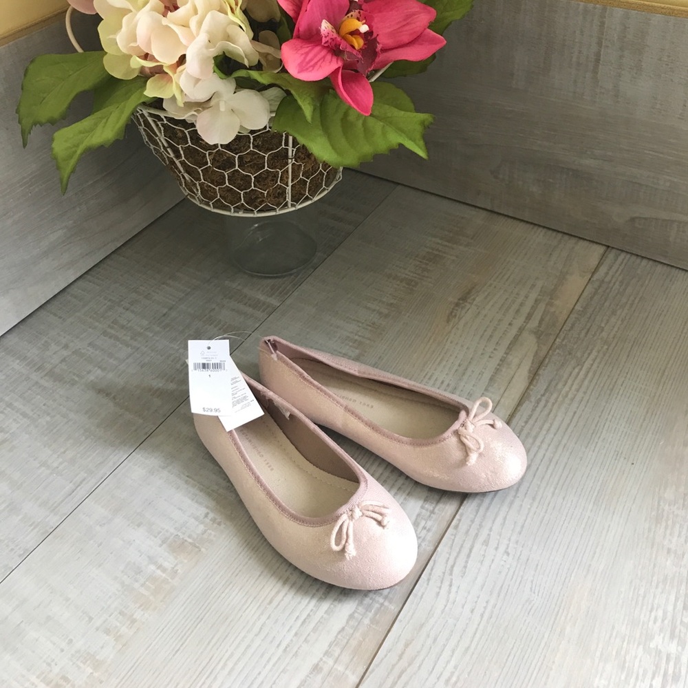 Girls ballet flats